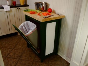 eclectic-kitchen-trash-cans