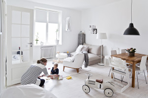 The insanely beautiful white home of Hanna aka White featherdream 11